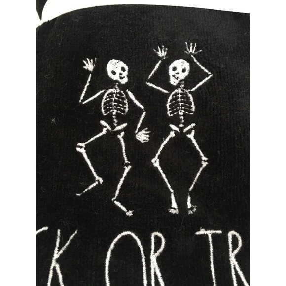 Rae Dunn Halloween Hand Towels Set of 2 Skeleton Trick or Treat Black 16 x 30 in - Picture 2 of 4